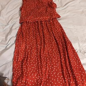 Sleeveless nursing dress